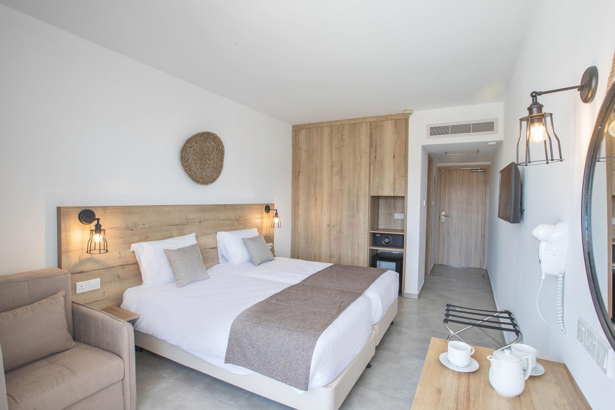 Bohemian Gardens Hotel Protaras Exterior foto